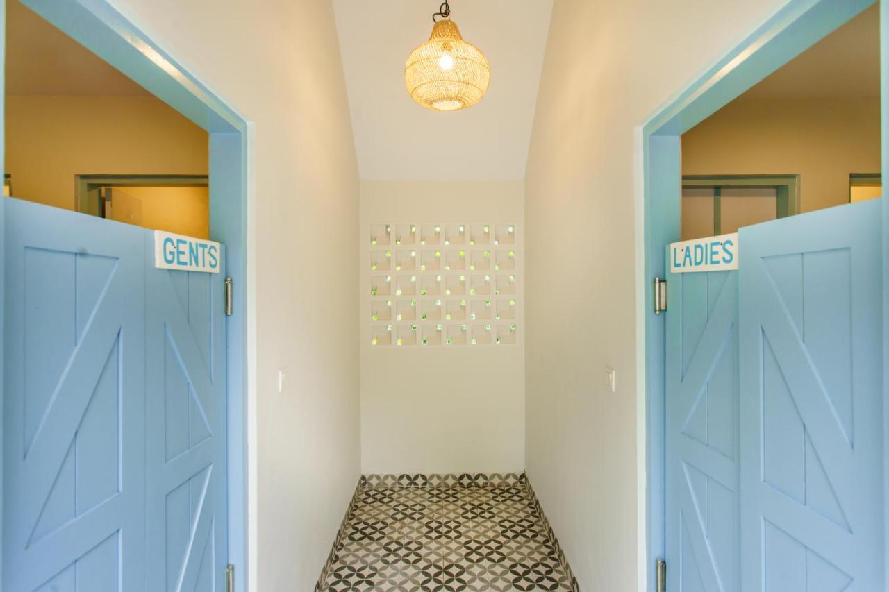 Angels Boutique Hostel ชังกู ภายนอก รูปภาพ